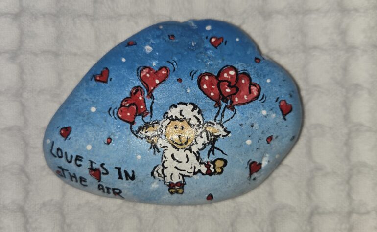 Kei Tof - Love is in the air