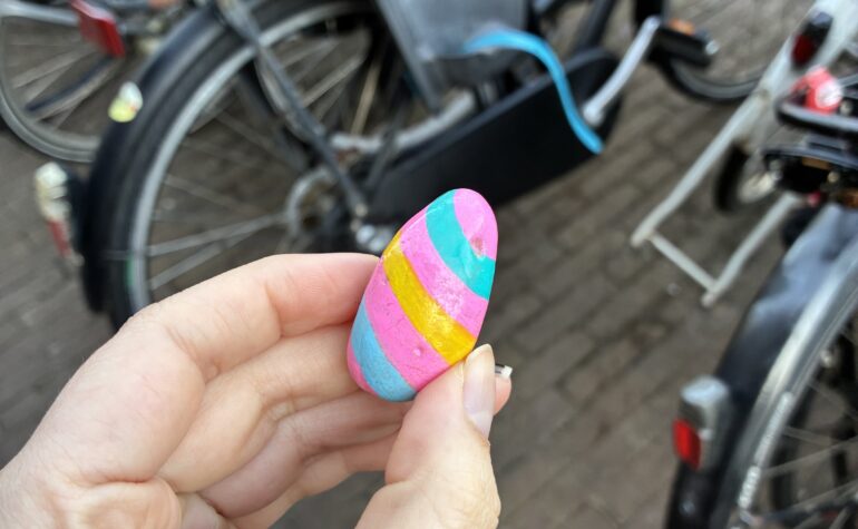 Kei Tof - Happy easter