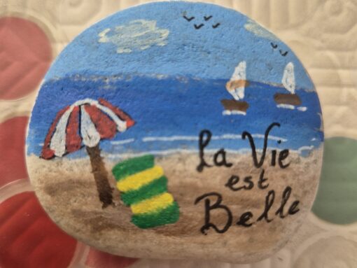 La Vie est Belle Q1