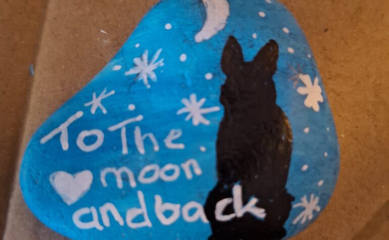 Kei Tof - To the moon and back