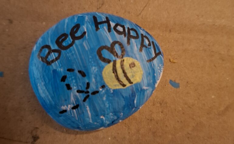 Kei Tof - Bee Happy