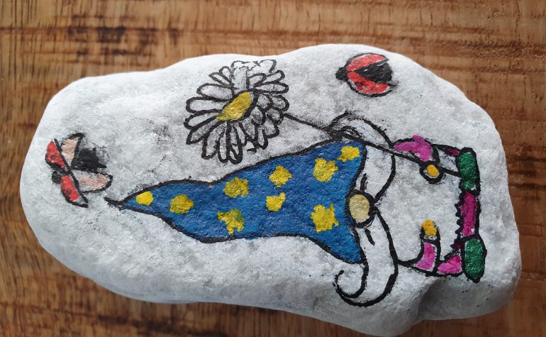 Kei Tof - Gnome met bloem