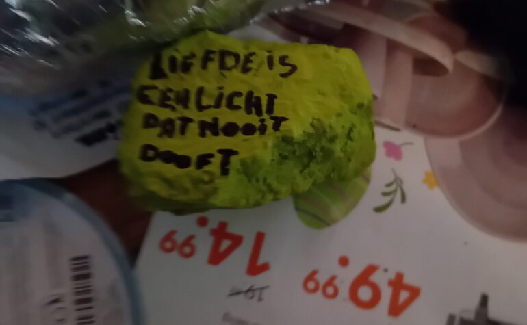 Kei Tof - Liefde is #1