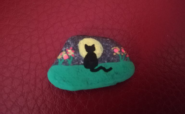 Kei Tof - A cat and a moon