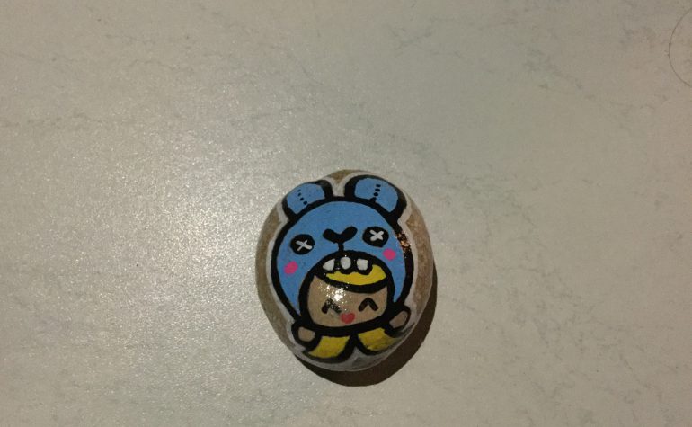 Kei Tof - Petite fille lapin